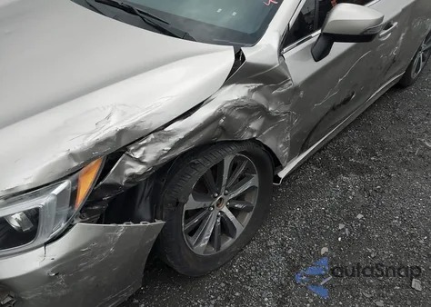 2015 Subaru Legacy 2.5I Limited из США, поврежденный, VIN 4S3BNAN67F3042802